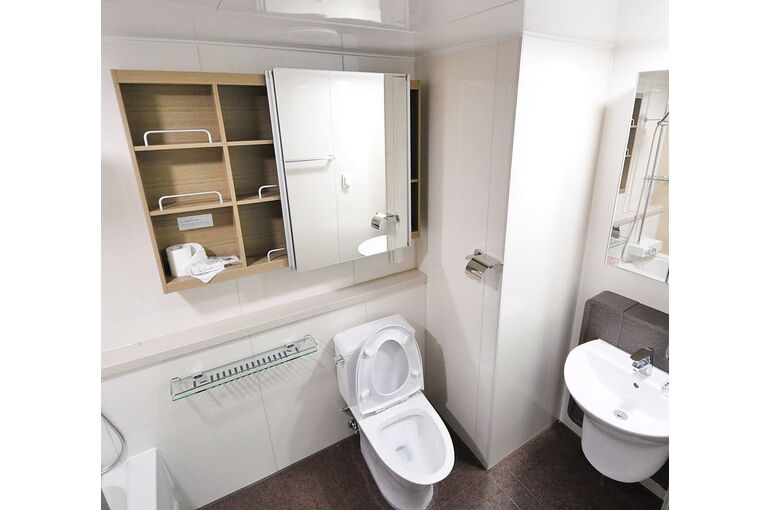 bathroom-interior-interior-design-restroom