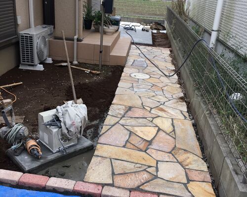 936193DB-C6B6-4E15-AAE9-C9C38C1C0490