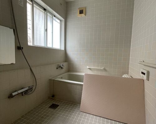 22433541-B36E-449A-8D49-CF741B84DAC7