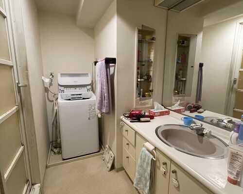 3AA95194-CA44-486F-930C-724ED347FC74