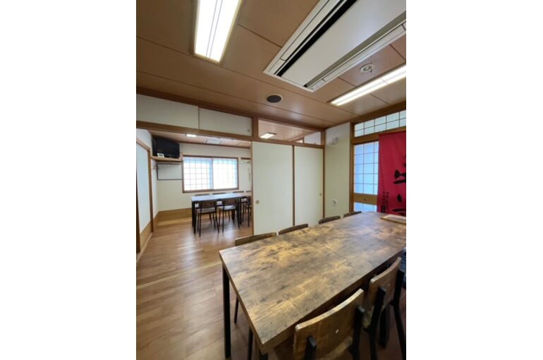 ④
