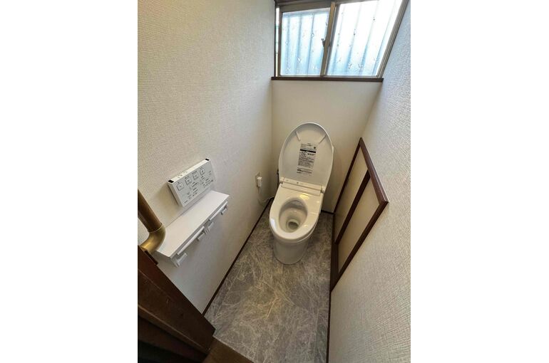 トイレ施工後①