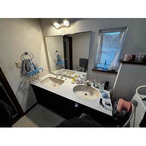 apartment-chair-contemporary-dining-room