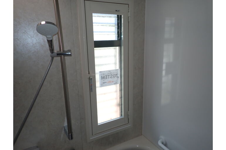 石井邸【施工後】浴室内窓